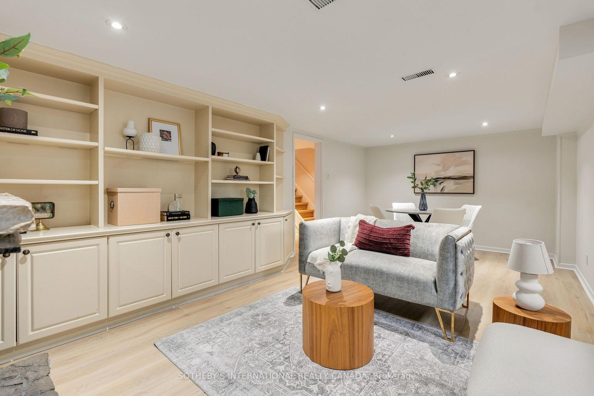 Photo 42 of 122 Brentcliffe Road, Toronto, Leaside — HOMEH