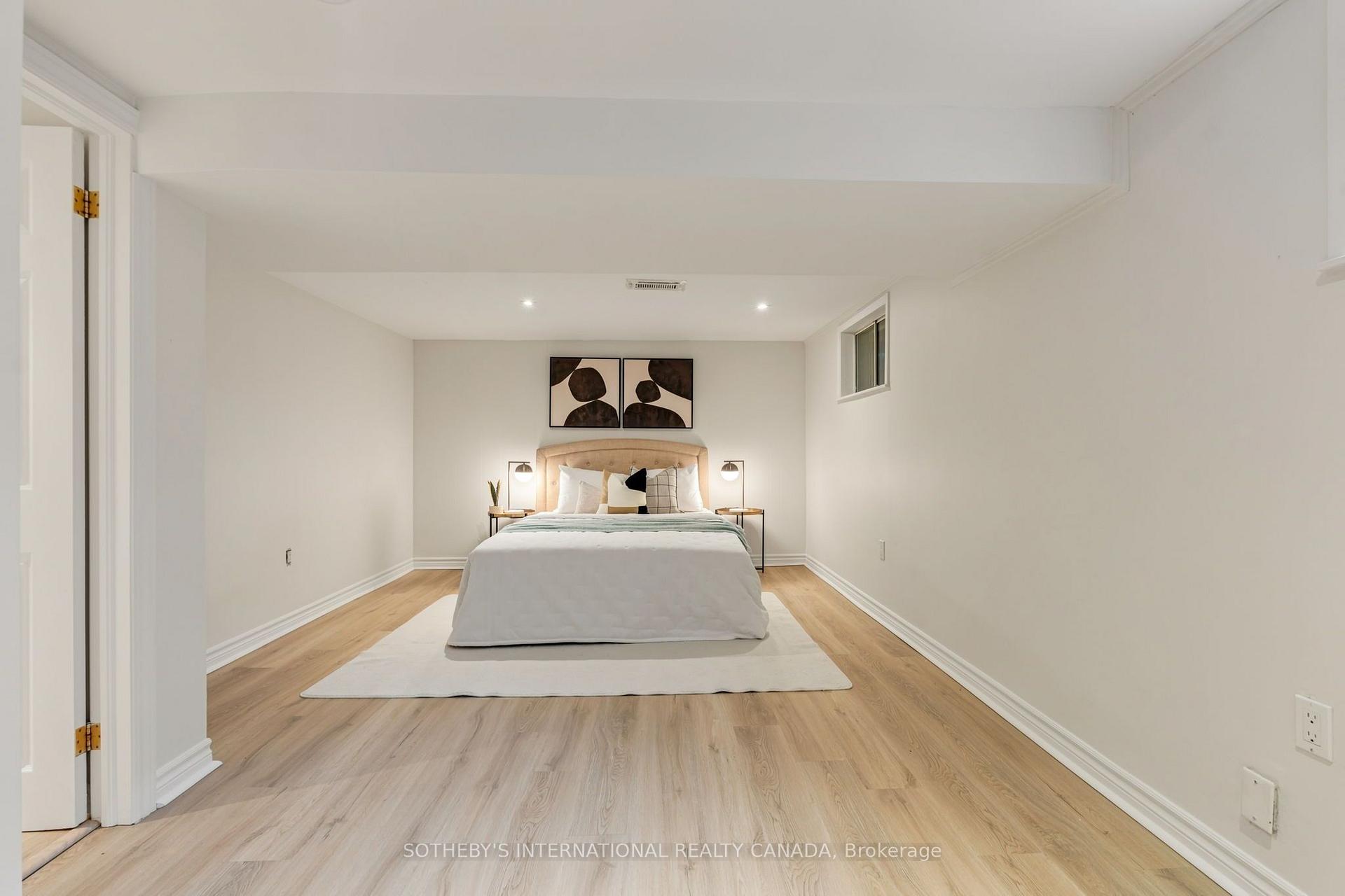 Photo 45 of 122 Brentcliffe Road, Toronto, Leaside — HOMEH