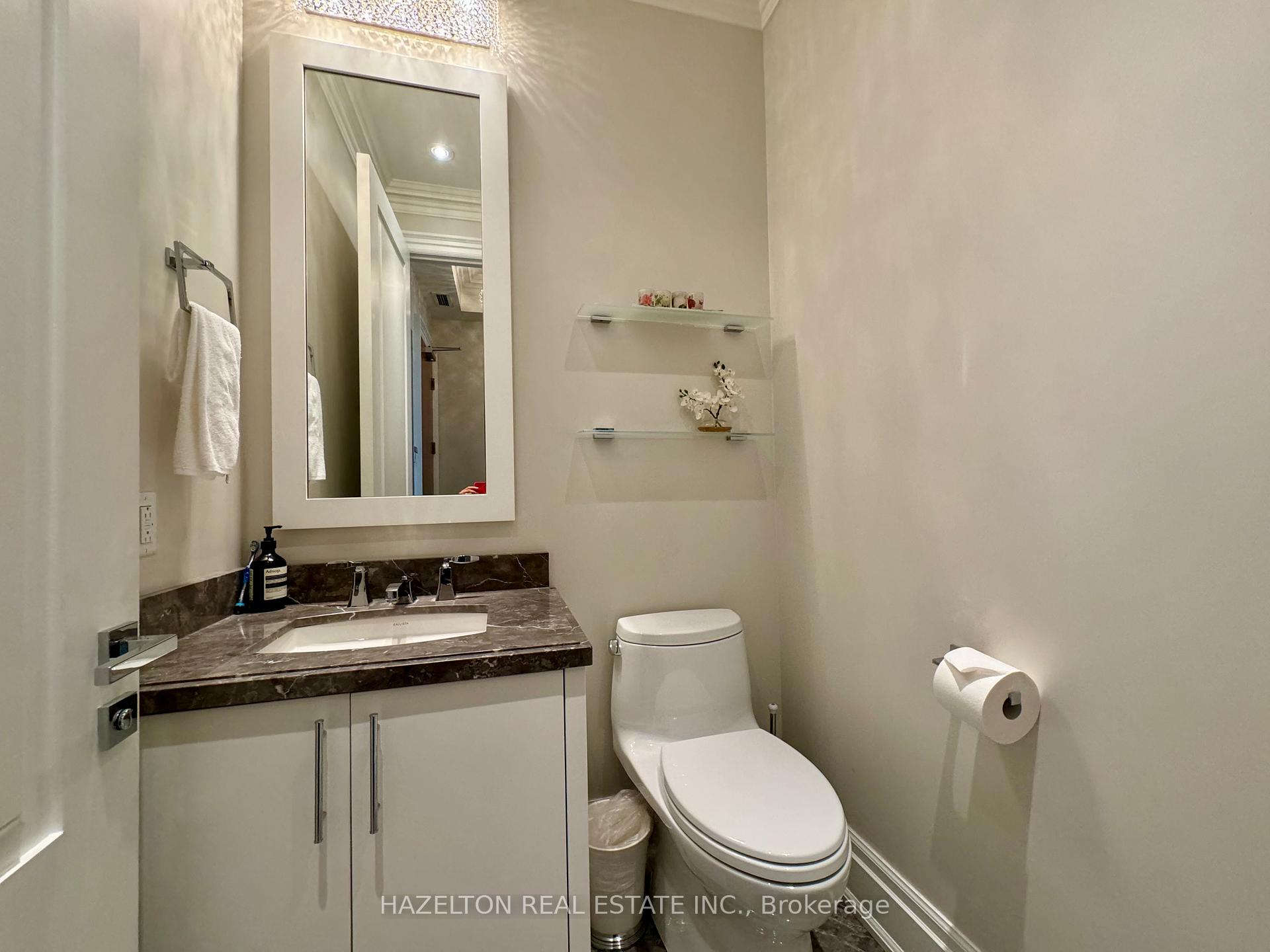 Photo 9 of Unit 902, 55 Scollard Street, Toronto, The Annex — HOMEH