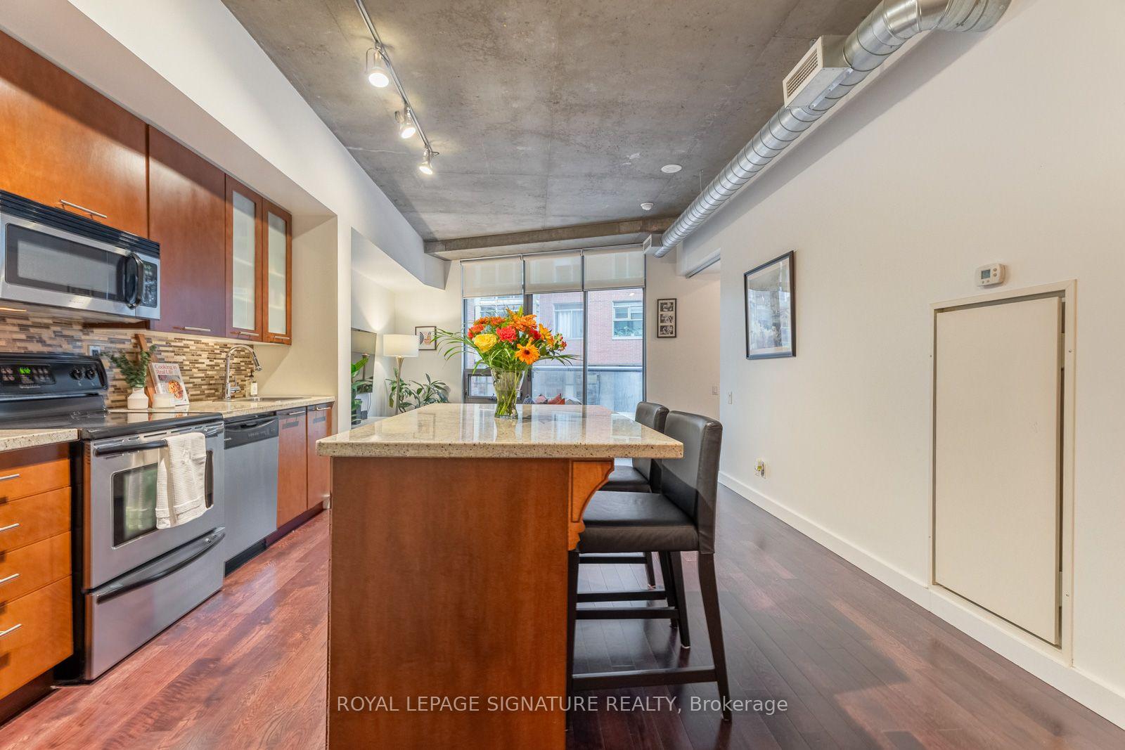 Photo 4 of Unit 210, 33 Mill Street, Toronto, Waterfront Communities — HOMEH