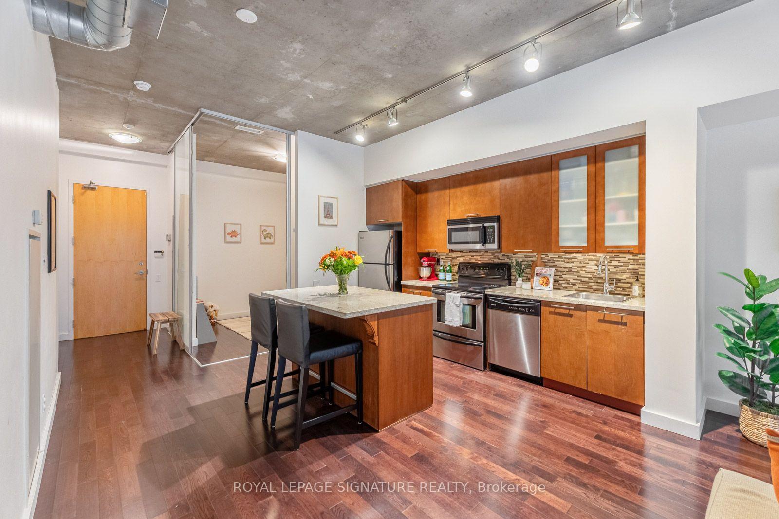 Photo 5 of Unit 210, 33 Mill Street, Toronto, Waterfront Communities — HOMEH