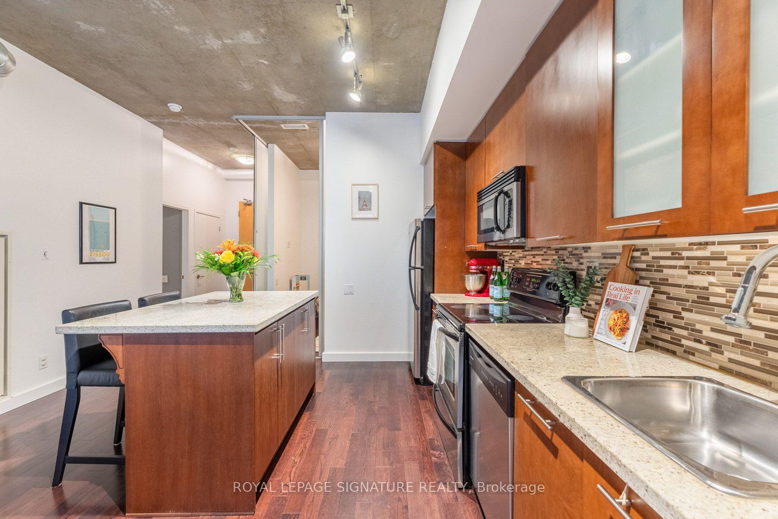Photo 7 of Unit 210, 33 Mill Street, Toronto, Waterfront Communities — HOMEH