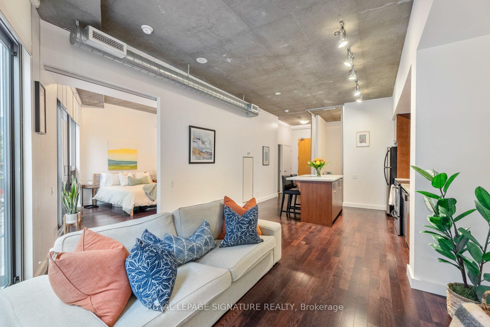 Photo 10 of Unit 210, 33 Mill Street, Toronto, Waterfront Communities — HOMEH