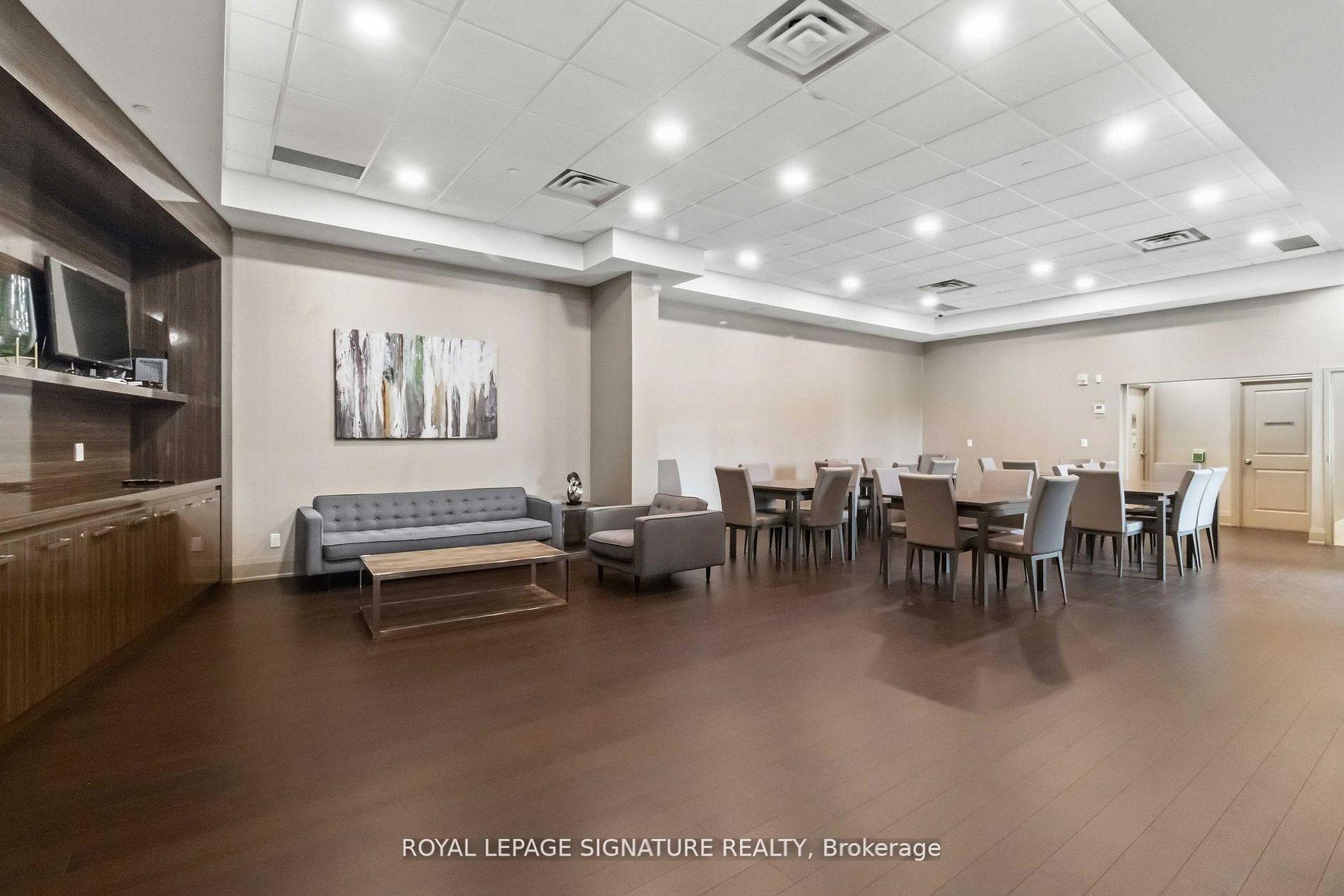Photo 18 of Unit 233, 86 Woodbridge Avenue, Vaughan, West Woodbridge — HOMEH