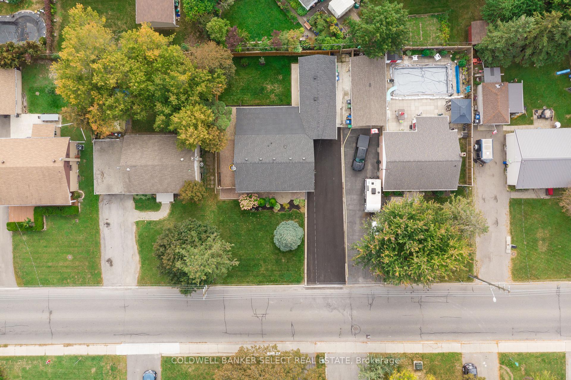 Photo 44 of 158 Ellwood Drive W, Caledon, Bolton West — HOMEH