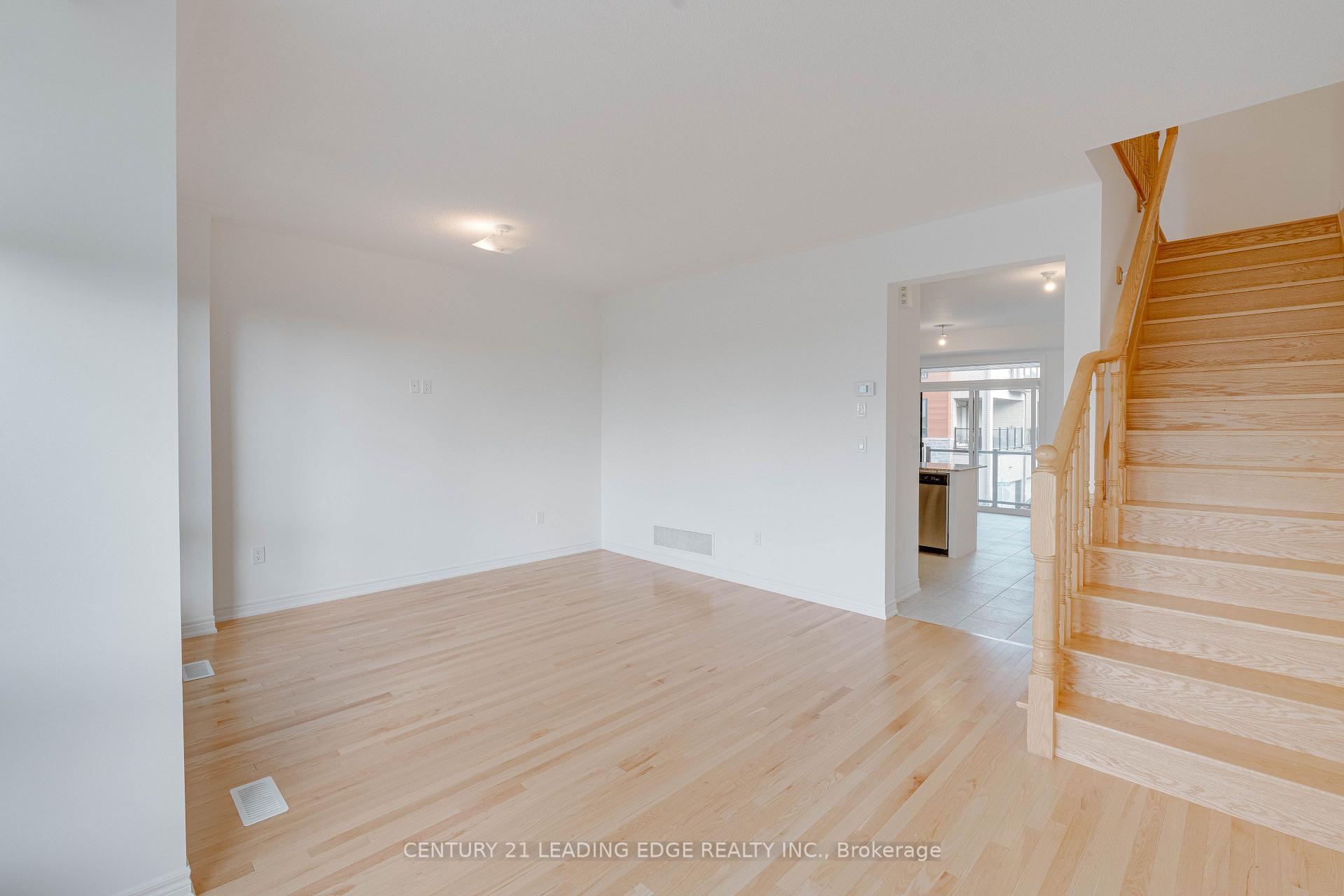 Photo 18 of 15 Haydock Way, Whitby, Port Whitby — HOMEH