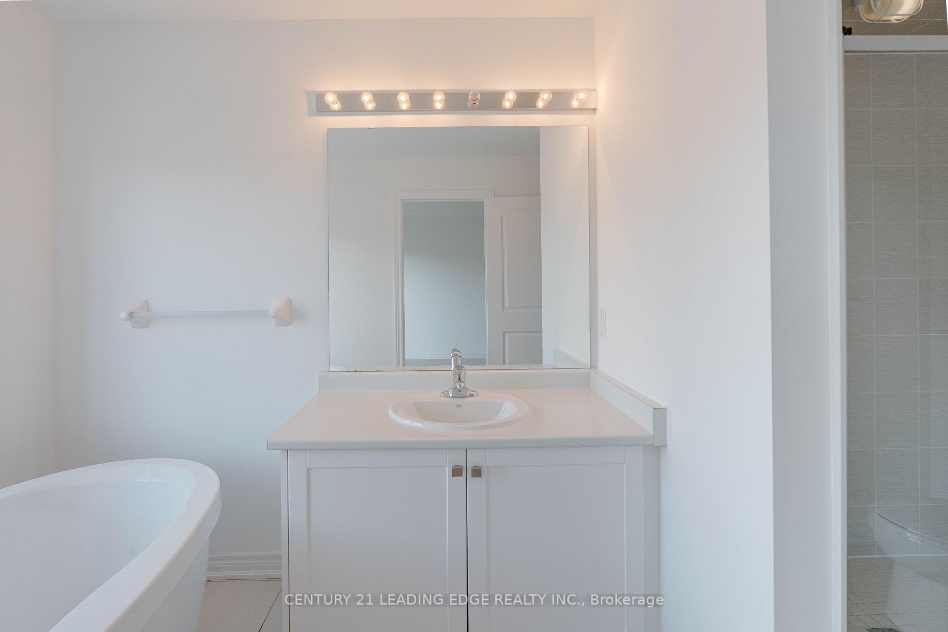 Photo 27 of 15 Haydock Way, Whitby, Port Whitby — HOMEH