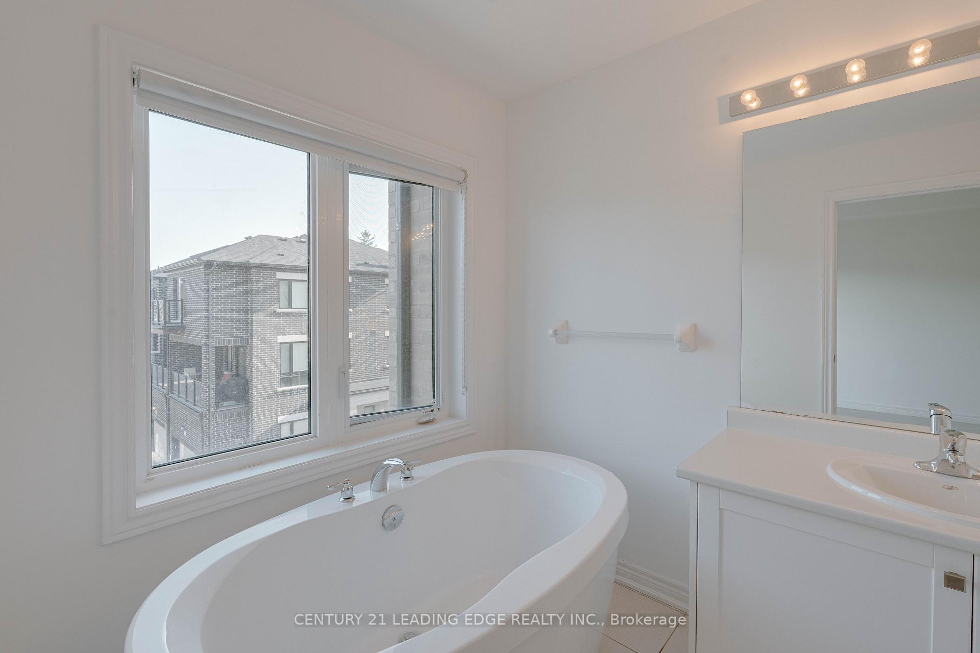 Photo 28 of 15 Haydock Way, Whitby, Port Whitby — HOMEH