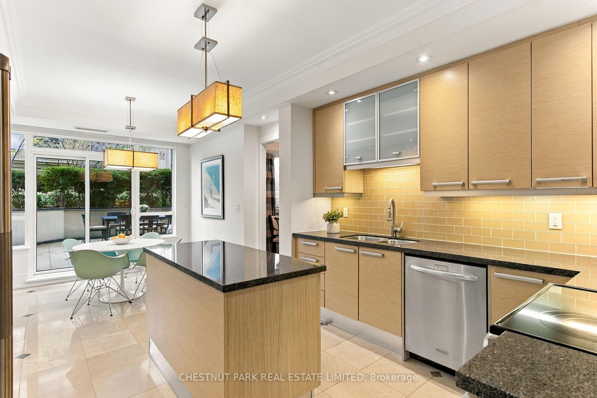 Photo 9 of Unit 203B, 660 Sheppard Avenue E, North York, Bayview Village — HOMEH