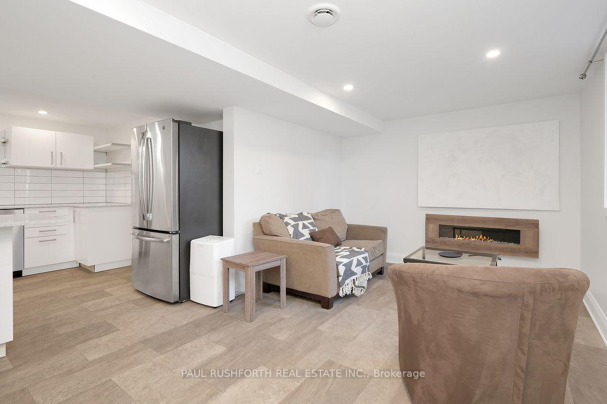 Photo 29 of 2160 Lambeth Walk, Ottawa, Parkway Park — HOMEH