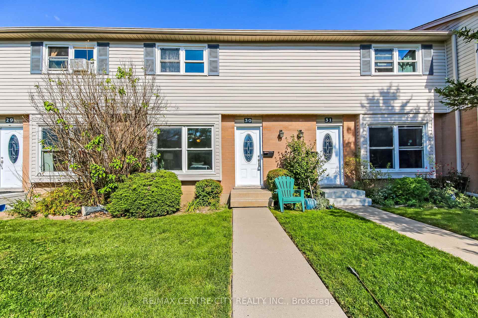 Photo of Unit 30, 101 Highview Avenue E