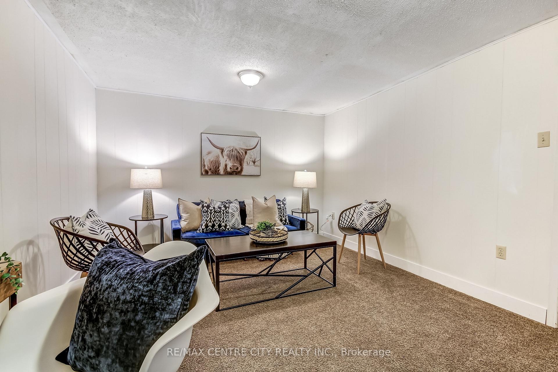 Photo 15 of Unit 30, 101 Highview Avenue E, London, South P — HOMEH