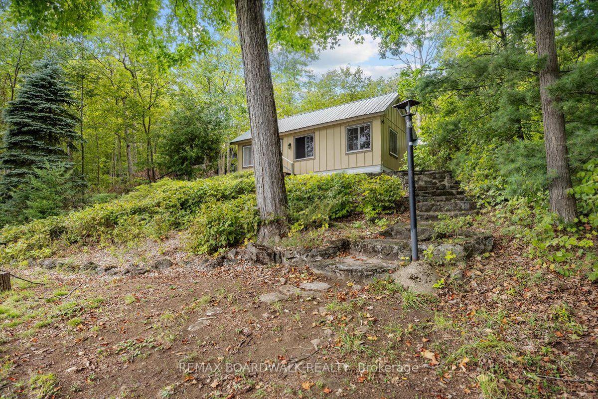 Photo 5 of 648 Bellows Bay Point, Rideau Lakes, Rideau Lakes (South Burgess) Twp — HOMEH
