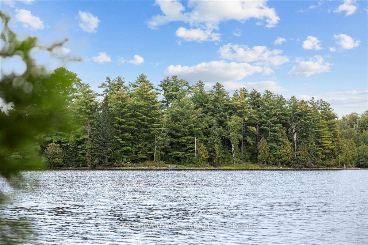 Photo 37 of 648 Bellows Bay Point, Rideau Lakes, Rideau Lakes (South Burgess) Twp — HOMEH