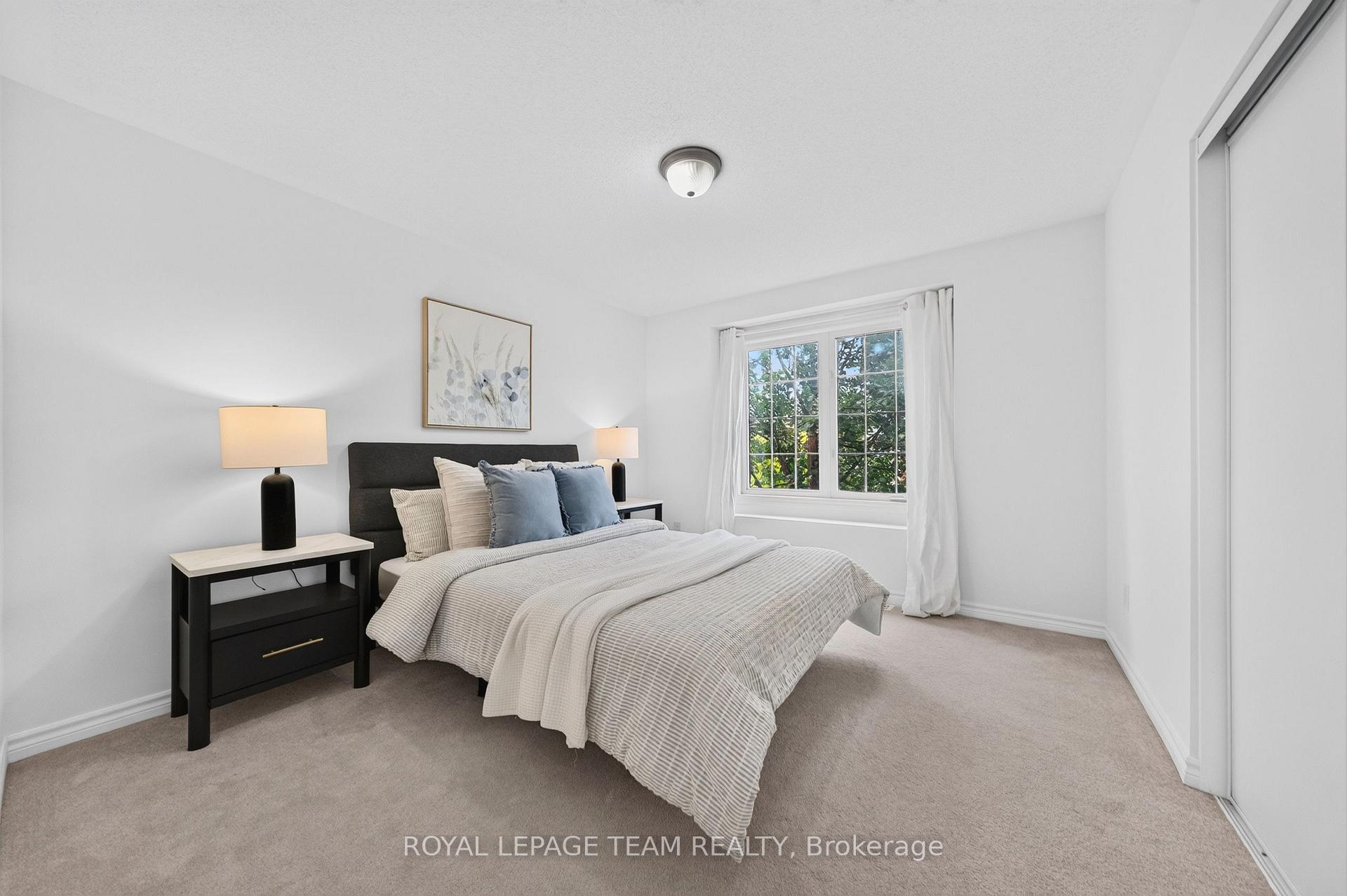 Photo 13 of 517 Foxlight Circle, Ottawa, Kanata - Emerald Meadows/Trailwest — HOMEH