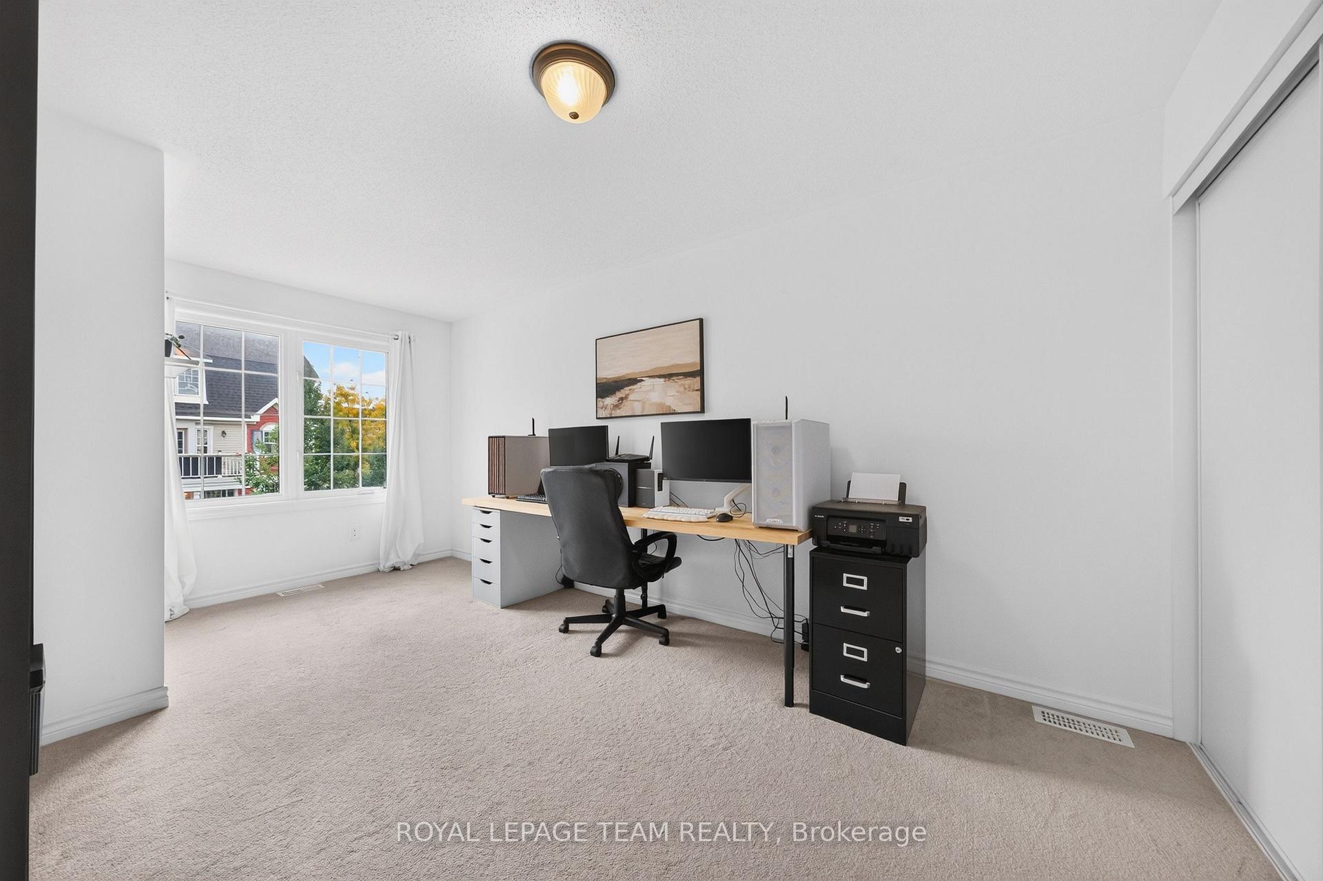 Photo 14 of 517 Foxlight Circle, Ottawa, Kanata - Emerald Meadows/Trailwest — HOMEH