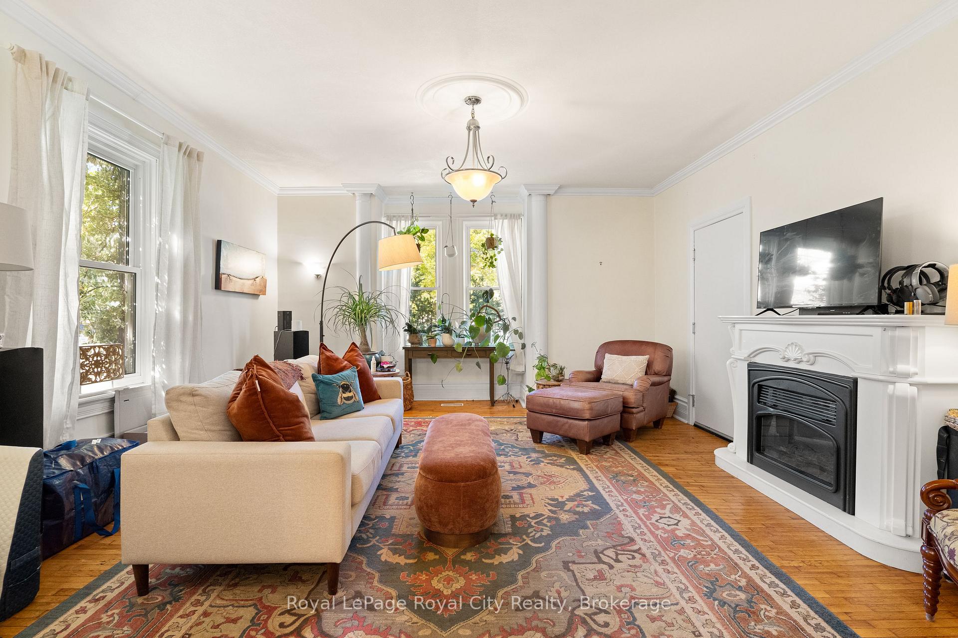 Photo 2 of 98 Waterloo Avenue, Guelph, Downtown — HOMEH