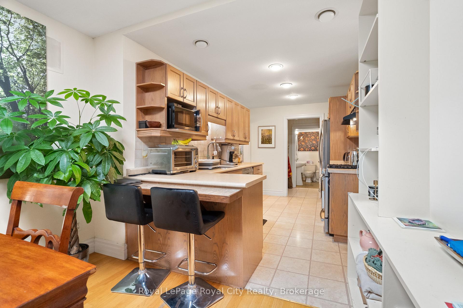 Photo 12 of 98 Waterloo Avenue, Guelph, Downtown — HOMEH