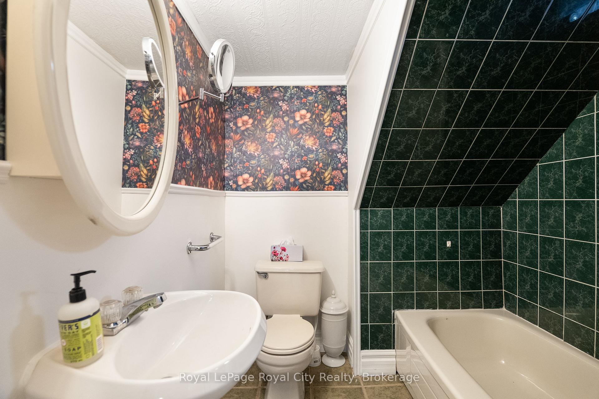 Photo 18 of 98 Waterloo Avenue, Guelph, Downtown — HOMEH