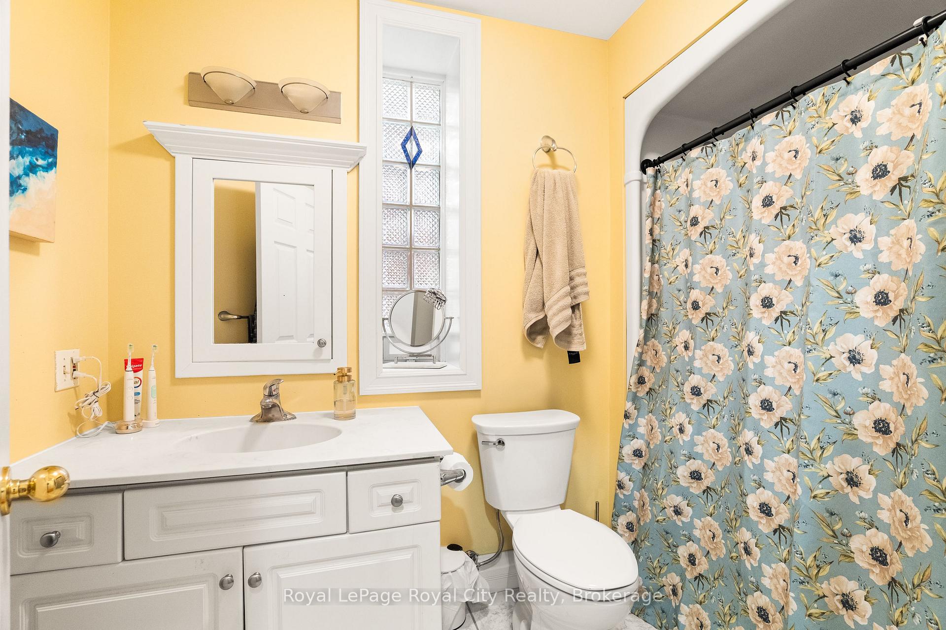 Photo 23 of 98 Waterloo Avenue, Guelph, Downtown — HOMEH