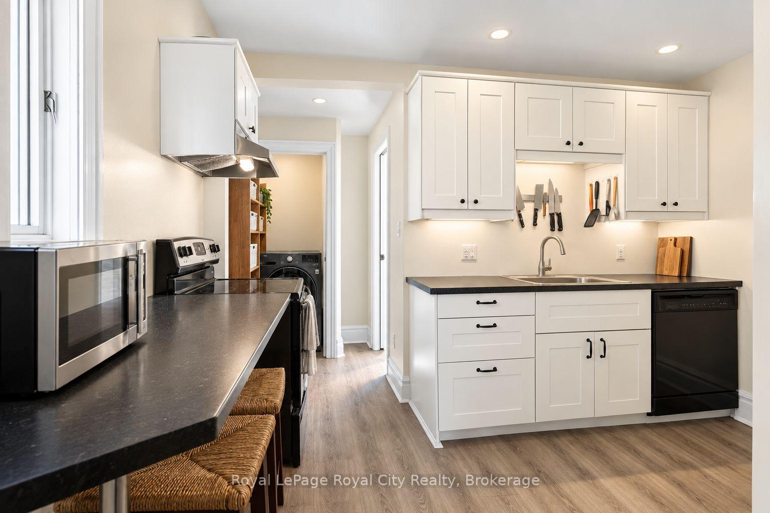 Photo 25 of 98 Waterloo Avenue, Guelph, Downtown — HOMEH