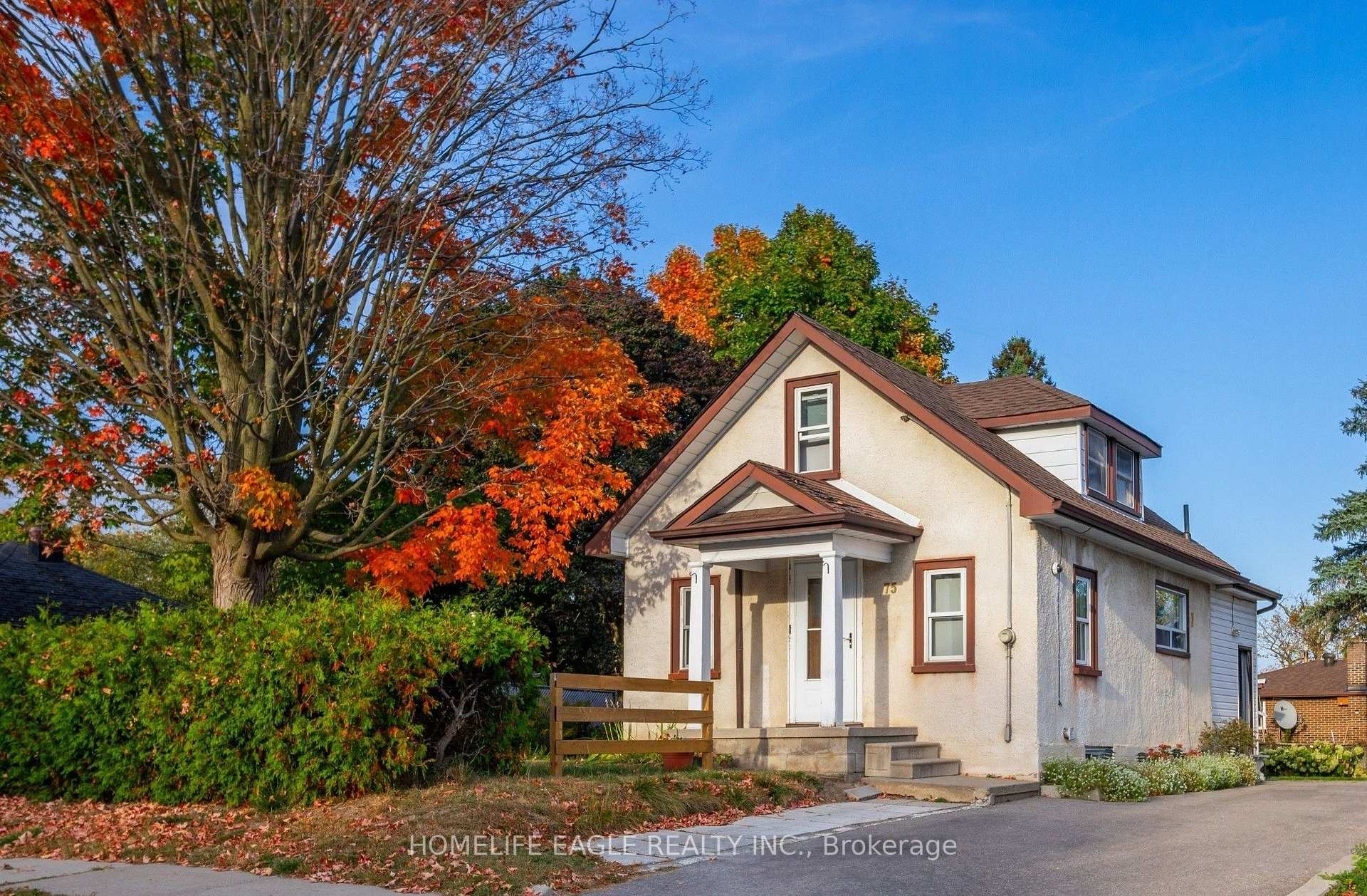 Photo of 75 Denne Boulevard