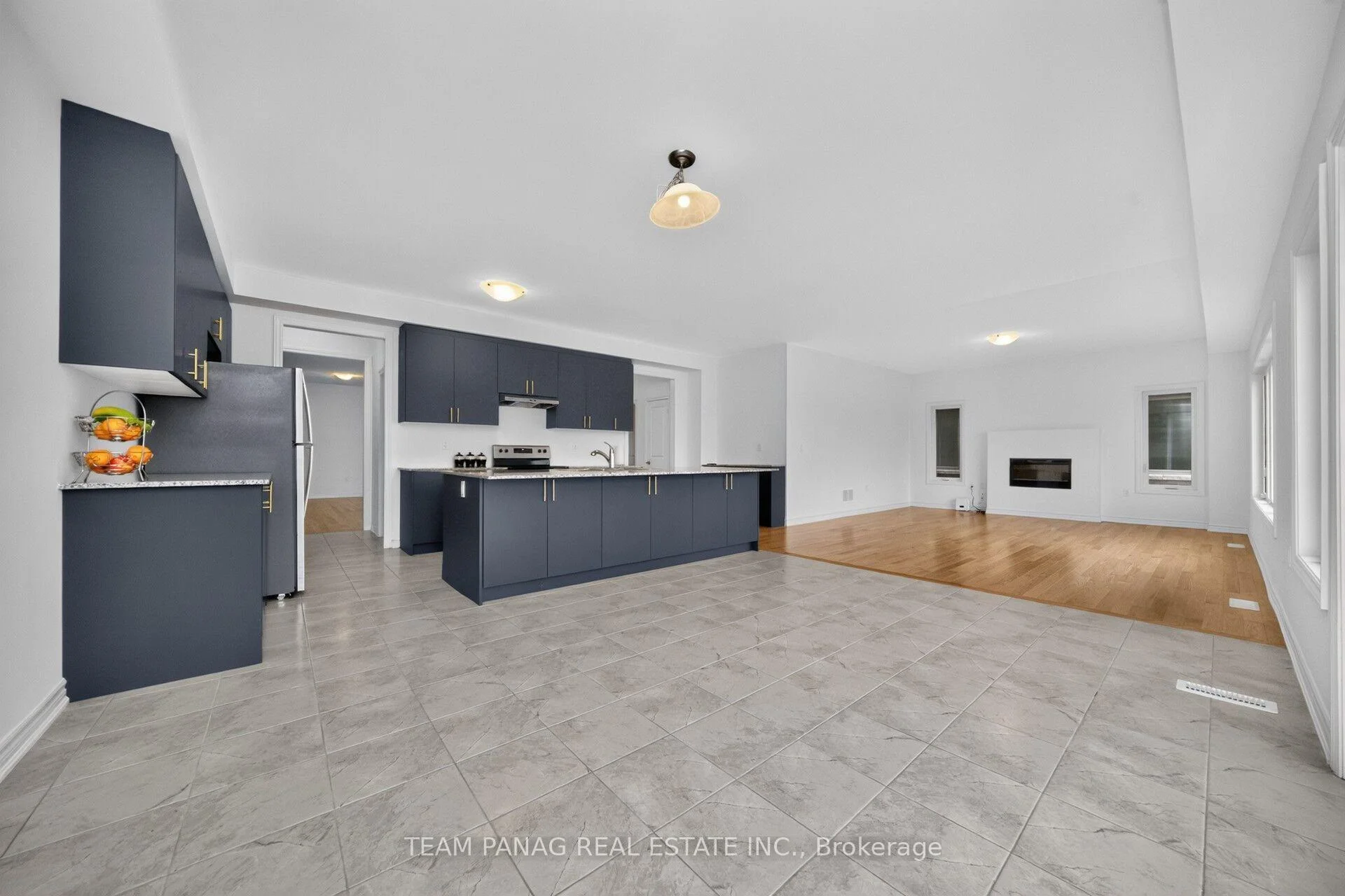 Photo 17 of 434 VanDusen Avenue, Southgate — HOMEH