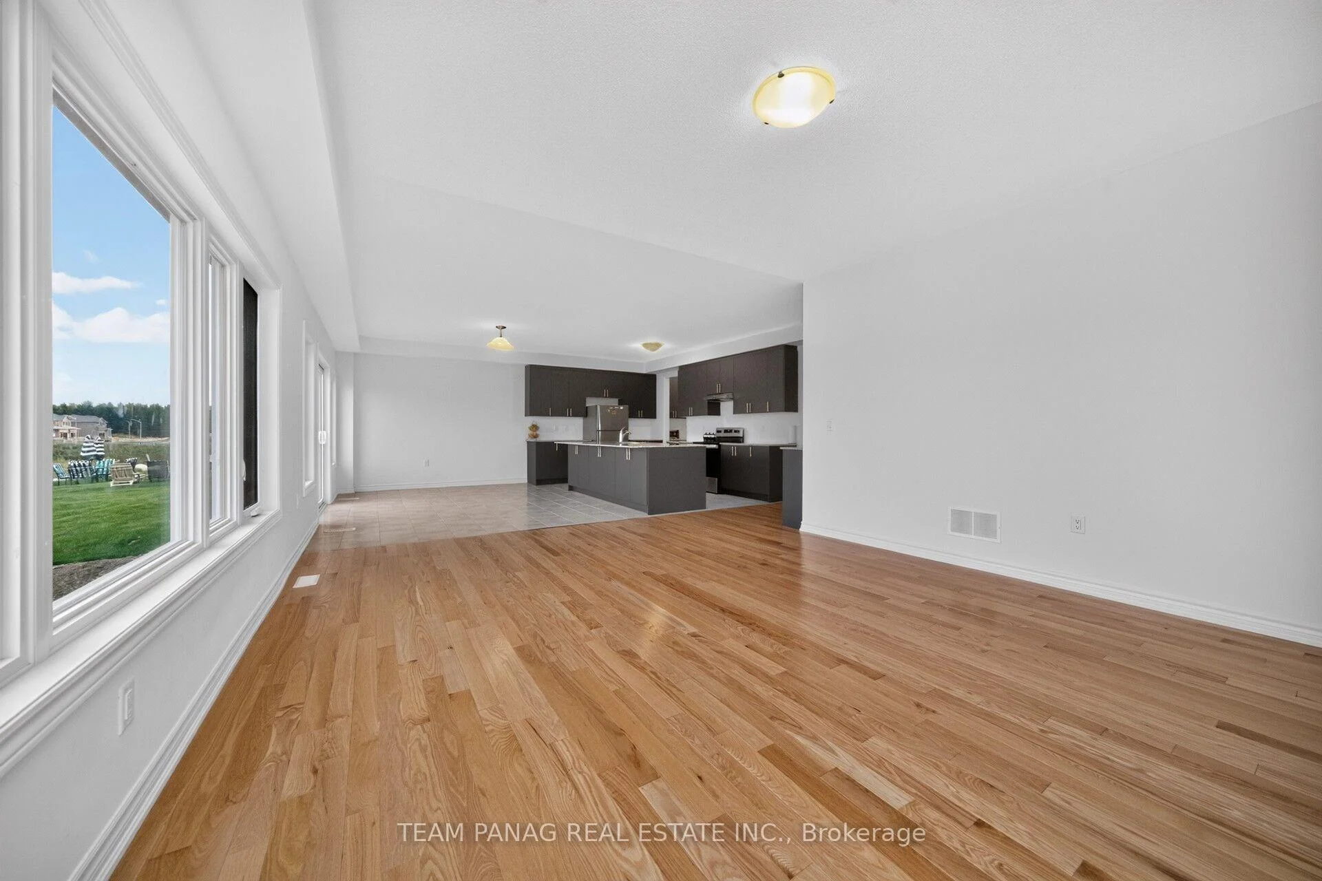 Photo 25 of 434 VanDusen Avenue, Southgate — HOMEH