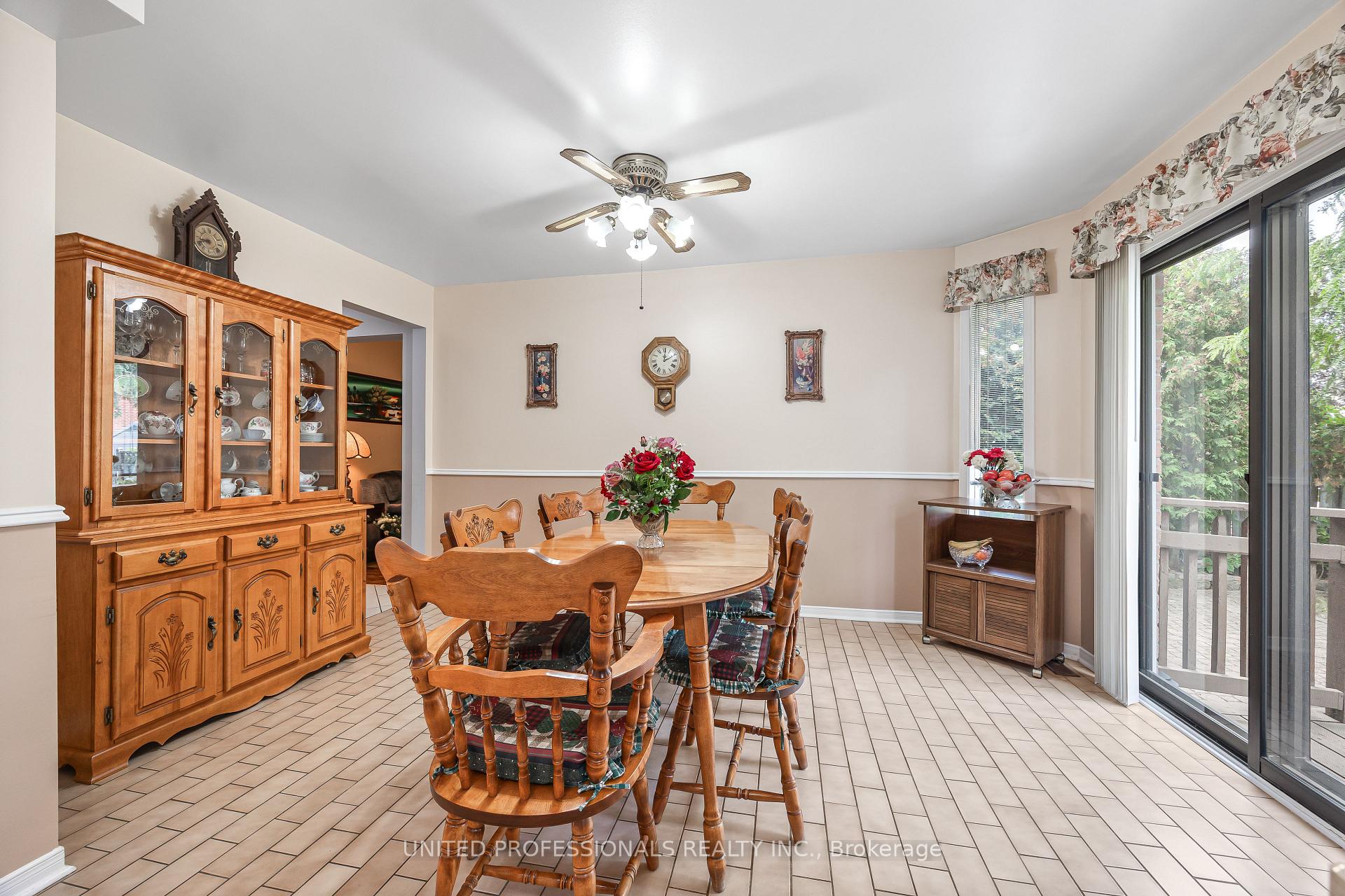Photo 9 of 4419 Hearthside Drive, Mississauga, Hurontario — HOMEH