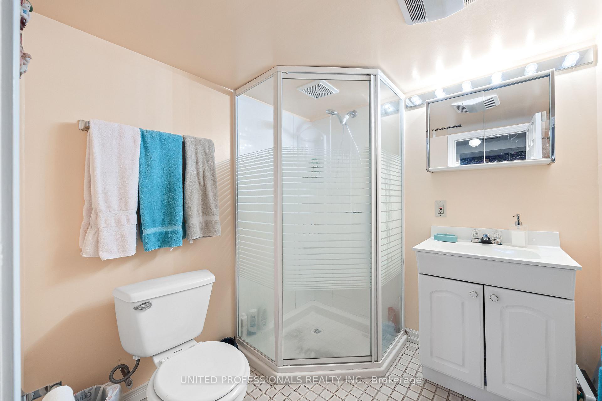 Photo 26 of 4419 Hearthside Drive, Mississauga, Hurontario — HOMEH