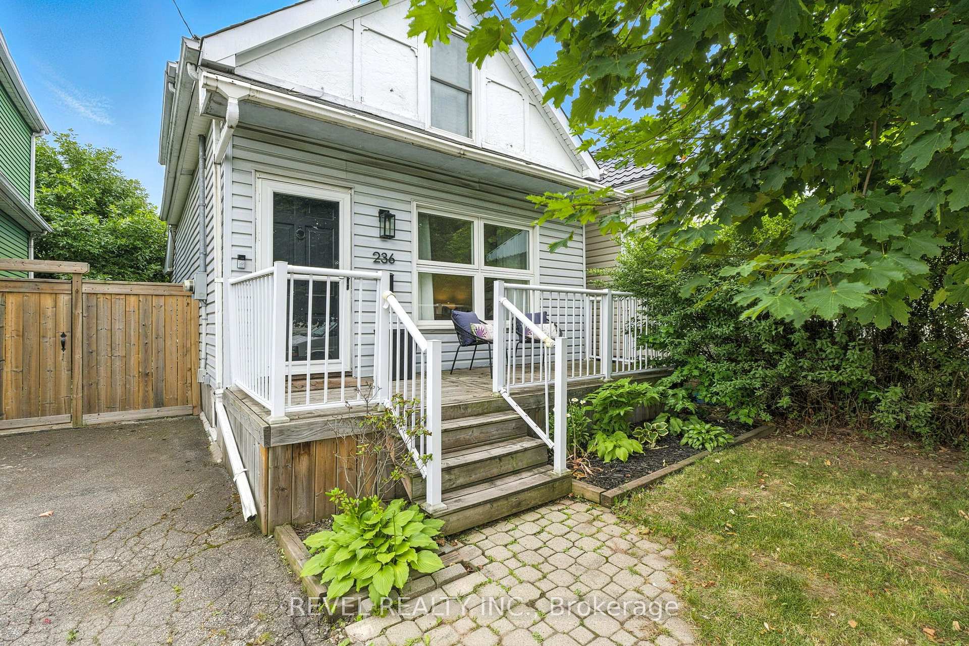 Photo of 236 Cope Street