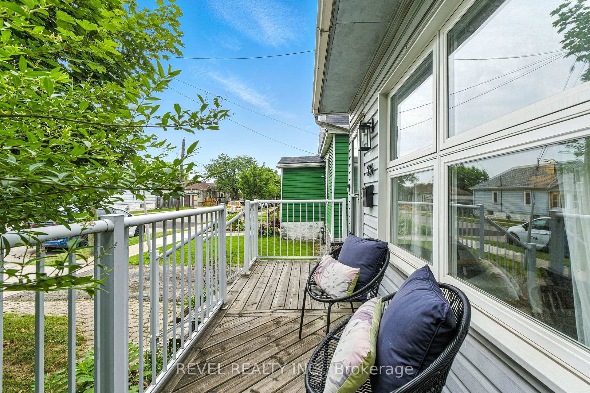 Photo 2 of 236 Cope Street, Hamilton, Homeside — HOMEH
