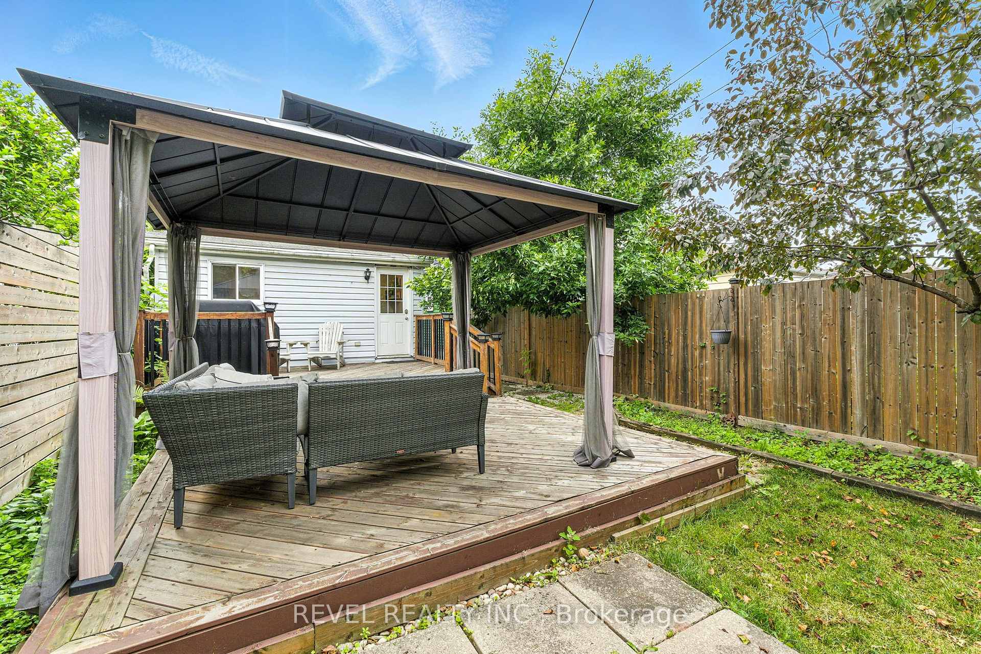 Photo 45 of 236 Cope Street, Hamilton, Homeside — HOMEH