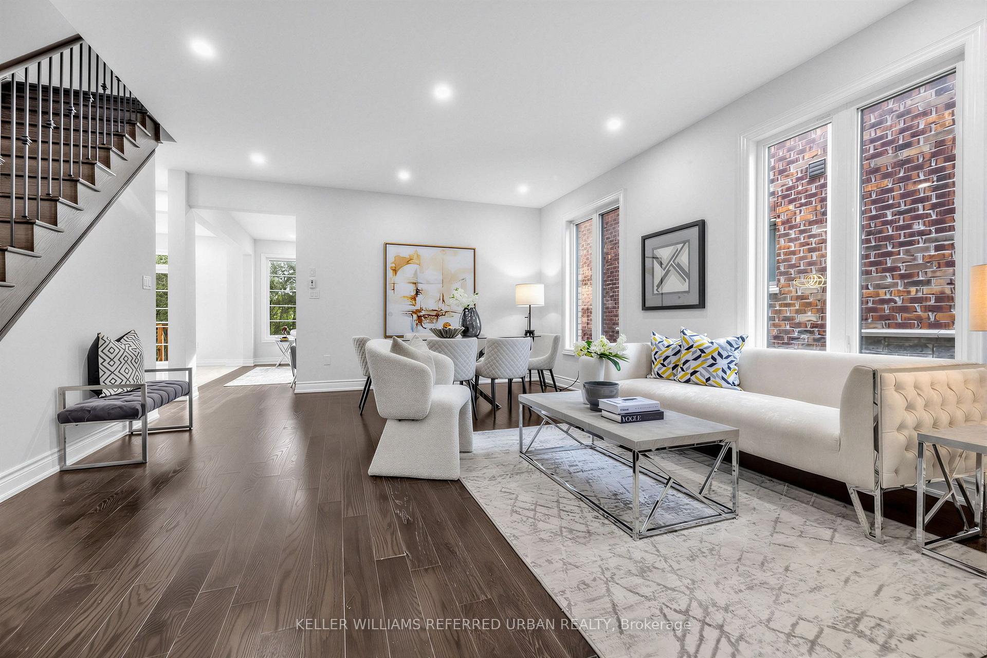 Photo 5 of 6 Sharonview Crescent, East Gwillimbury, Sharon — HOMEH