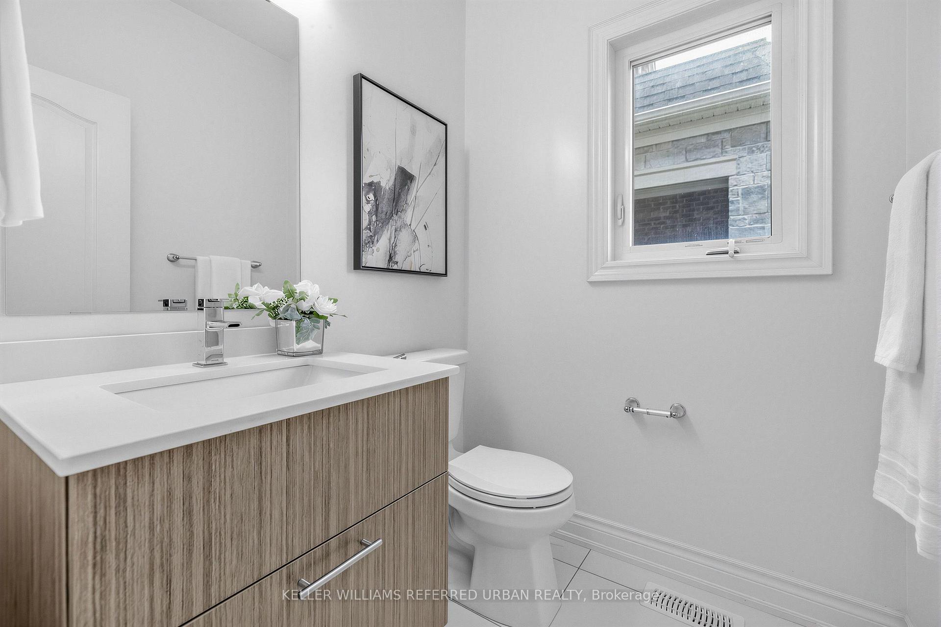 Photo 16 of 6 Sharonview Crescent, East Gwillimbury, Sharon — HOMEH