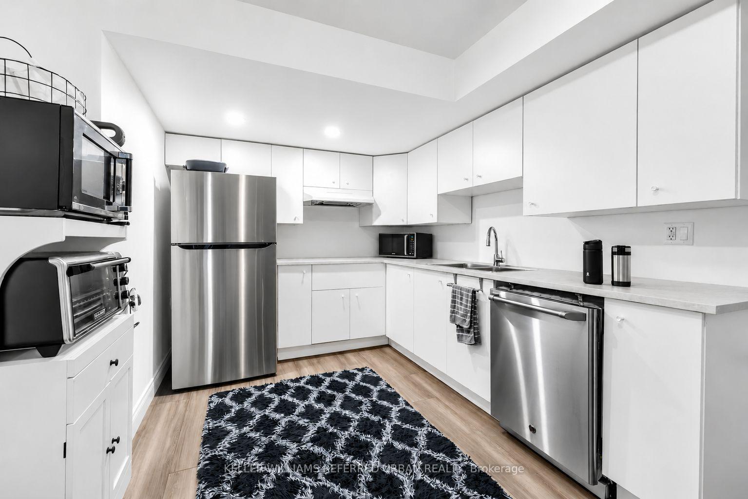 Photo 29 of 6 Sharonview Crescent, East Gwillimbury, Sharon — HOMEH