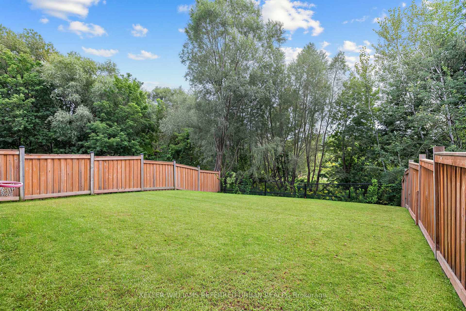 Photo 33 of 6 Sharonview Crescent, East Gwillimbury, Sharon — HOMEH