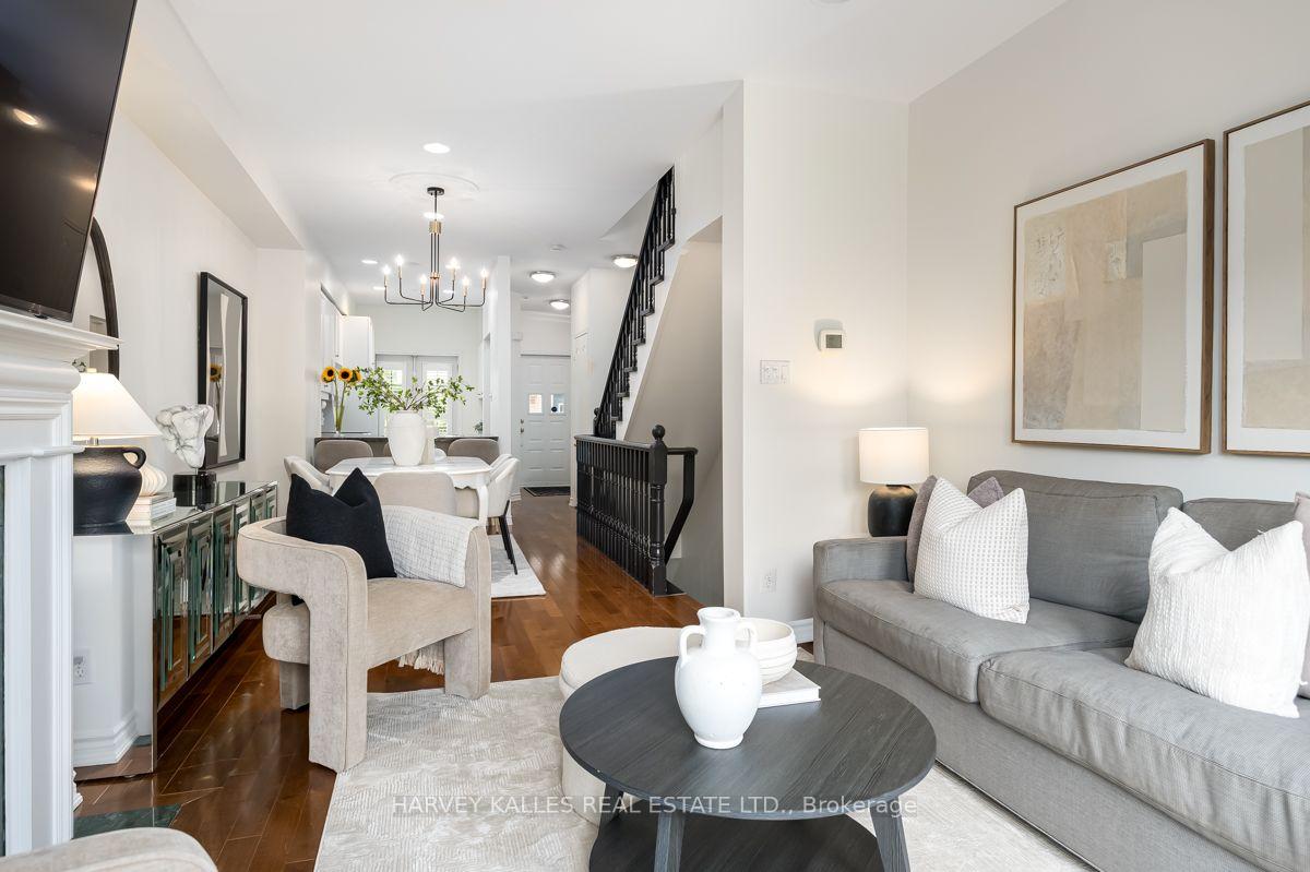 Photo 5 of Unit TH 9, 1 Baxter Street, Toronto, Rosedale-Moore Park — HOMEH