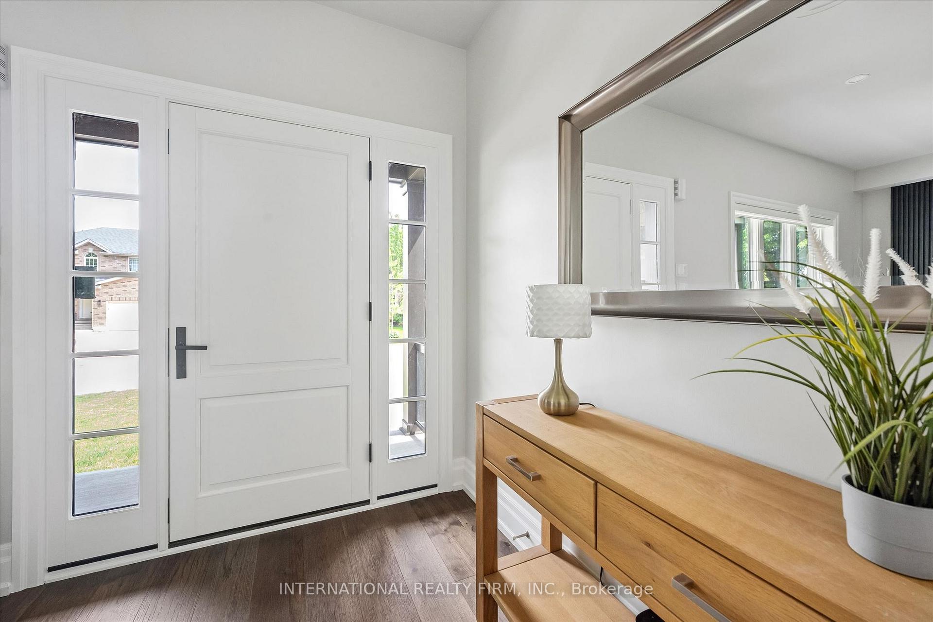 Photo 5 of 2423 Raymore Drive, Burlington, Brant — HOMEH