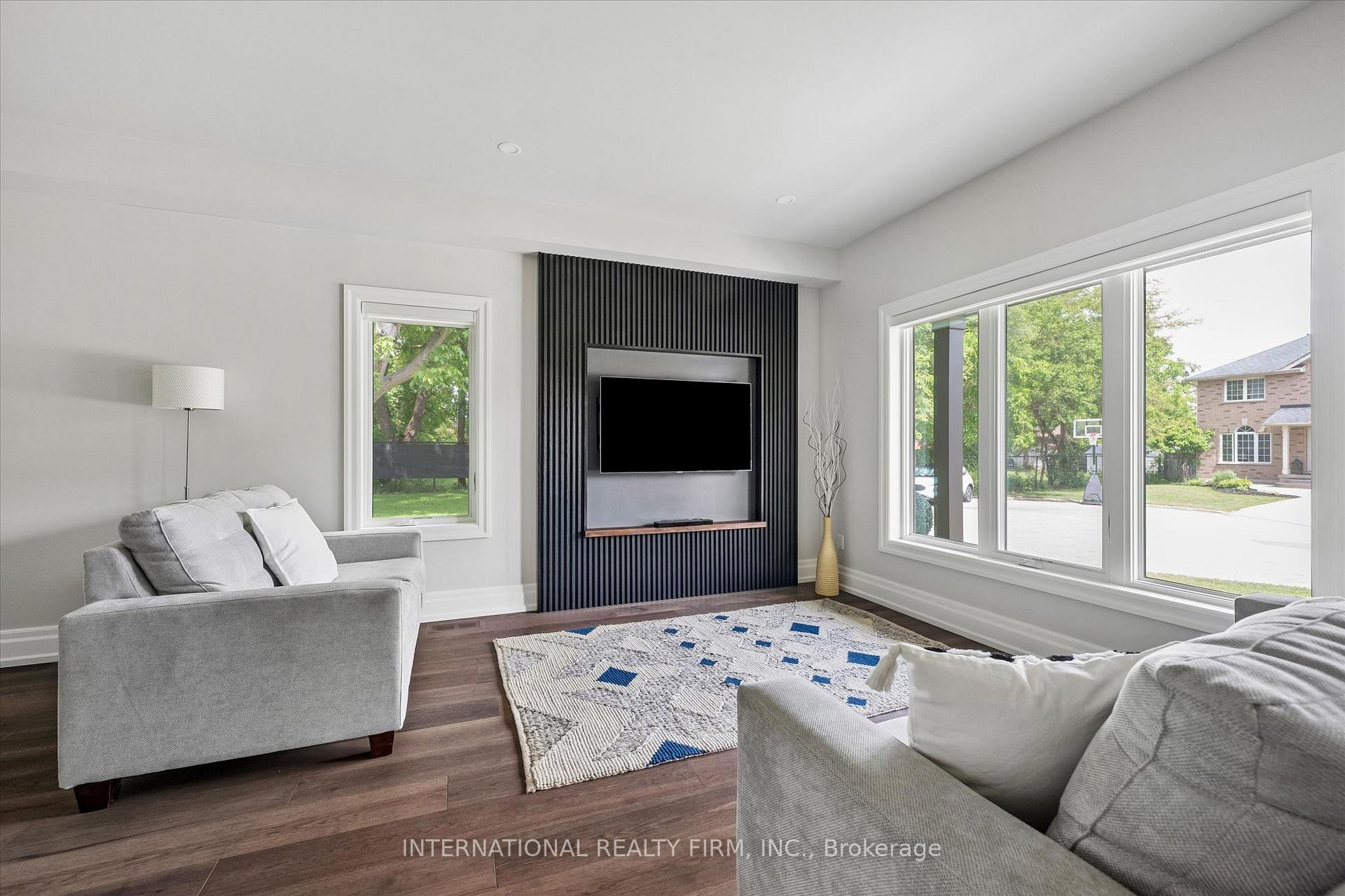 Photo 7 of 2423 Raymore Drive, Burlington, Brant — HOMEH