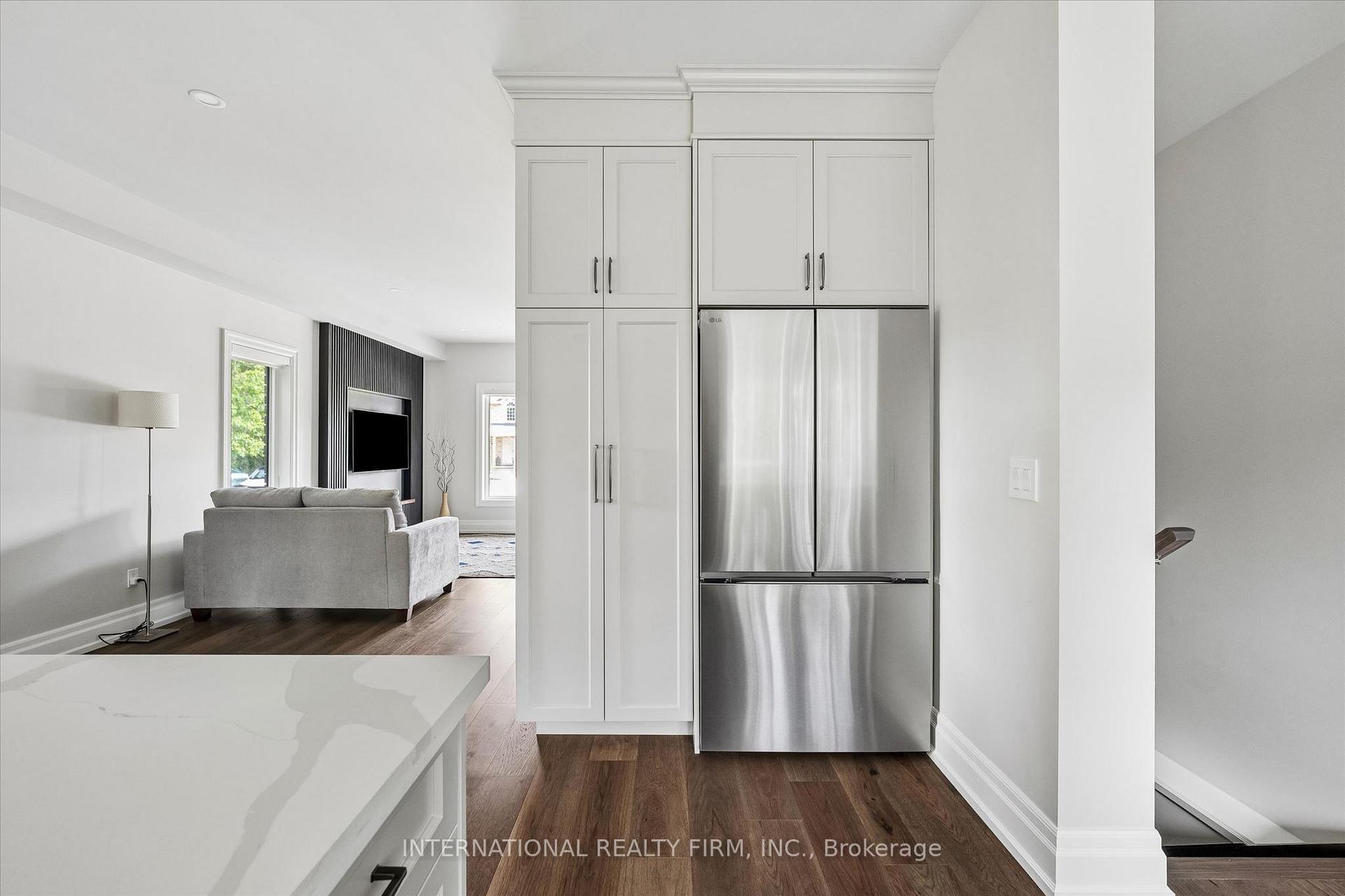 Photo 11 of 2423 Raymore Drive, Burlington, Brant — HOMEH