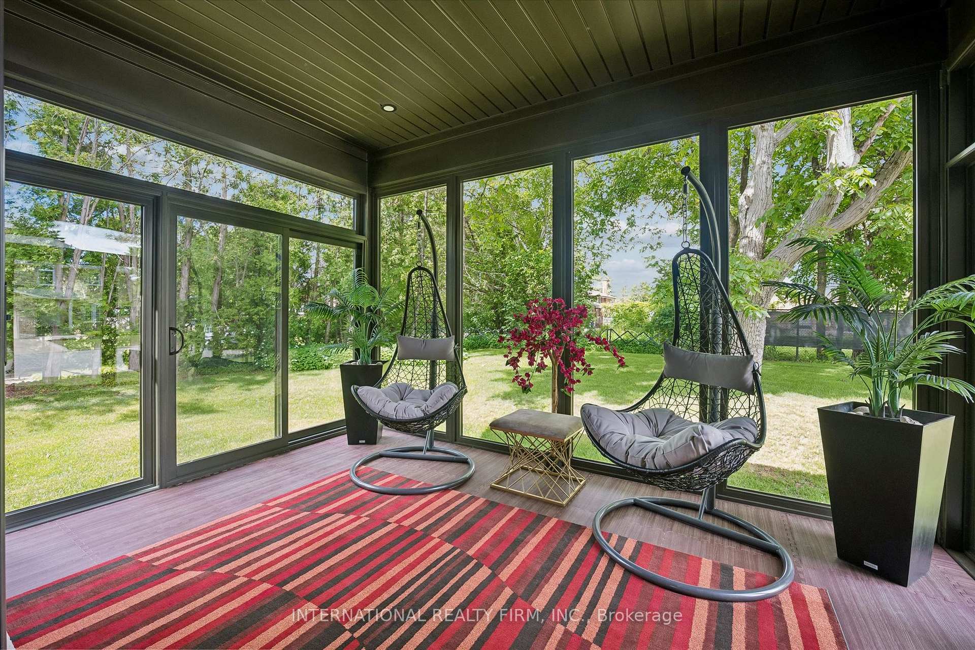 Photo 16 of 2423 Raymore Drive, Burlington, Brant — HOMEH