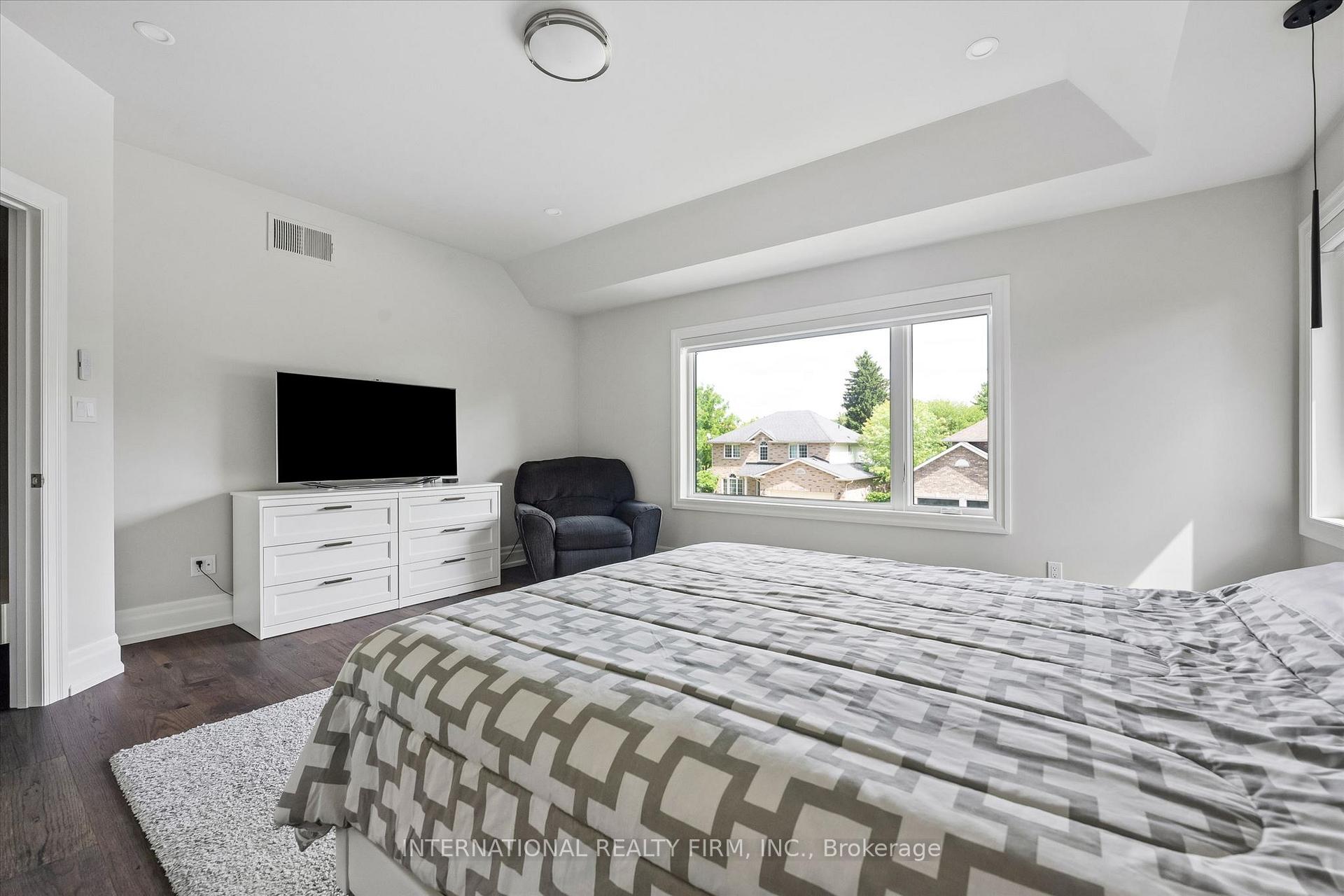 Photo 21 of 2423 Raymore Drive, Burlington, Brant — HOMEH