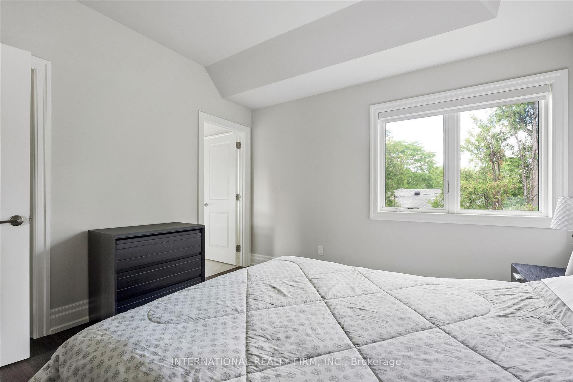 Photo 31 of 2423 Raymore Drive, Burlington, Brant — HOMEH