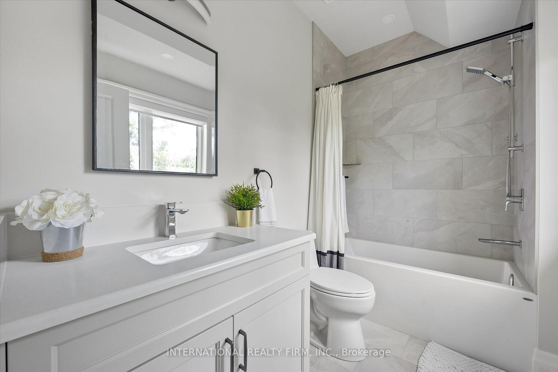 Photo 32 of 2423 Raymore Drive, Burlington, Brant — HOMEH