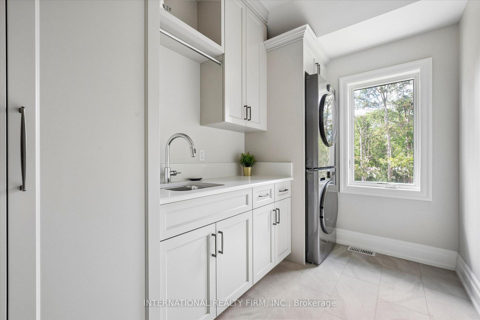 Photo 33 of 2423 Raymore Drive, Burlington, Brant — HOMEH
