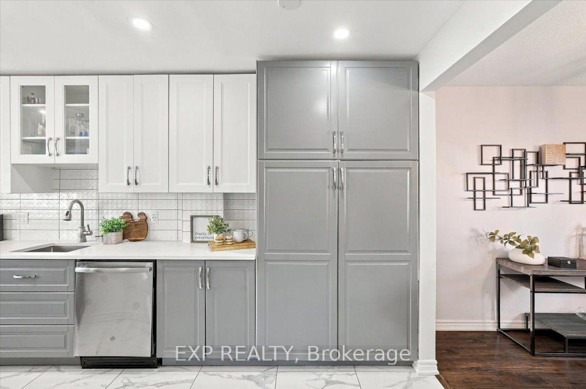 Photo 10 of 16 Havenbrook Court, Brampton, Central Park — HOMEH