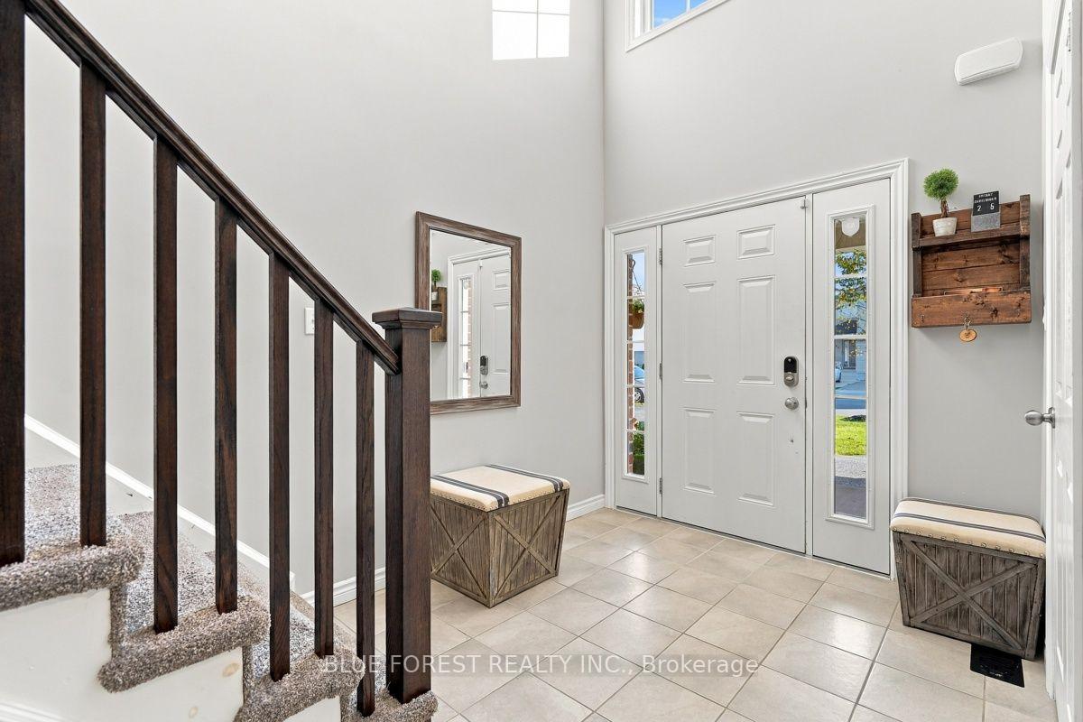 Photo 5 of 2645 Asima Drive, London, South U — HOMEH