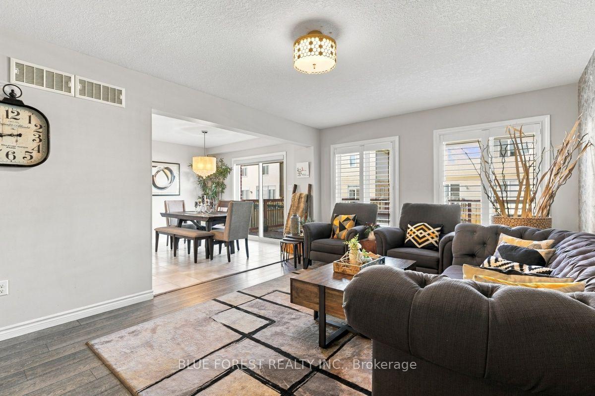 Photo 8 of 2645 Asima Drive, London, South U — HOMEH