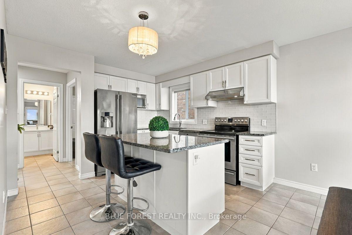 Photo 9 of 2645 Asima Drive, London, South U — HOMEH